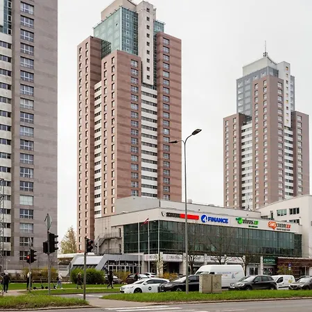 Panorama Plaza Apartment *
